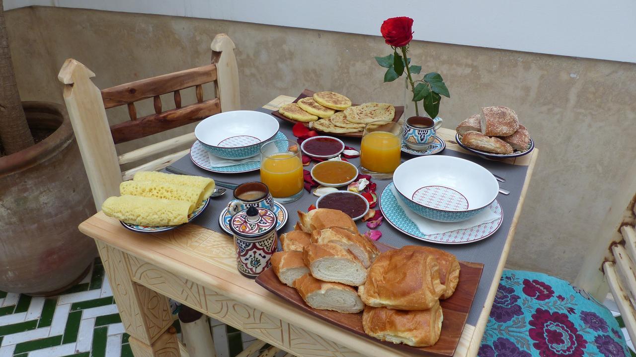Jennat El Mossafir-Riad Prive Avec Services Esauira Exterior foto